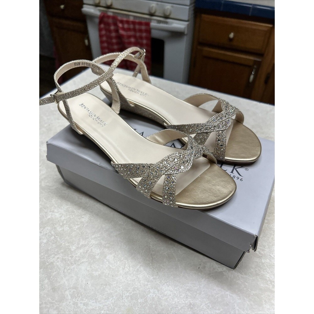 Touch Ups Lena Women's Sandal 8.5W Champagne